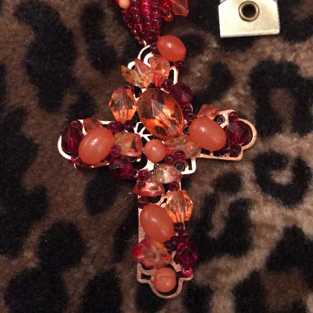 Cross necklace - Picture 4 of 6